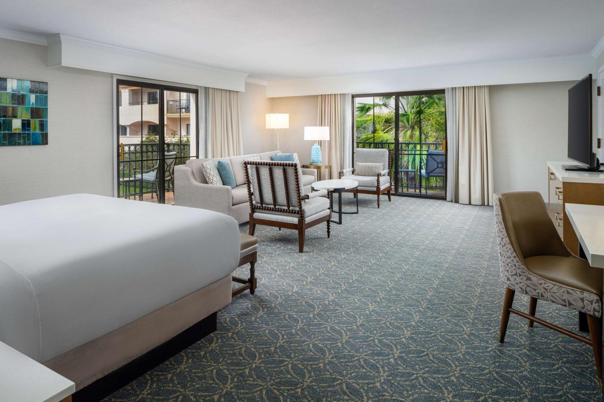 Junior King Suite with Seating Area,1706308574:JPEG