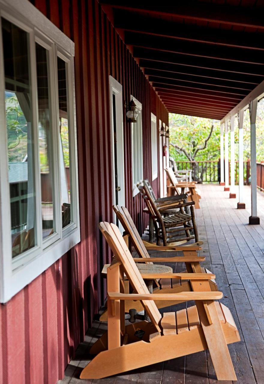 Deluxe Ranch Room
