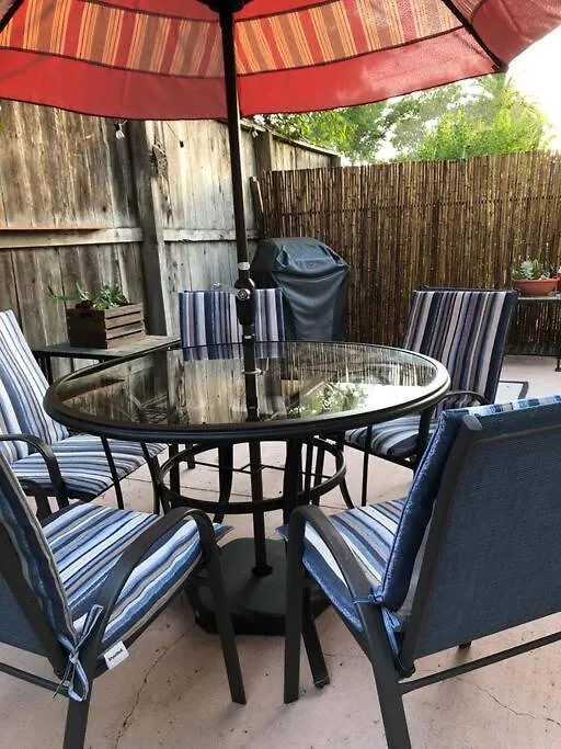 Santa Barbara Serenity Large 1-Bedroom Guest Apt.-1