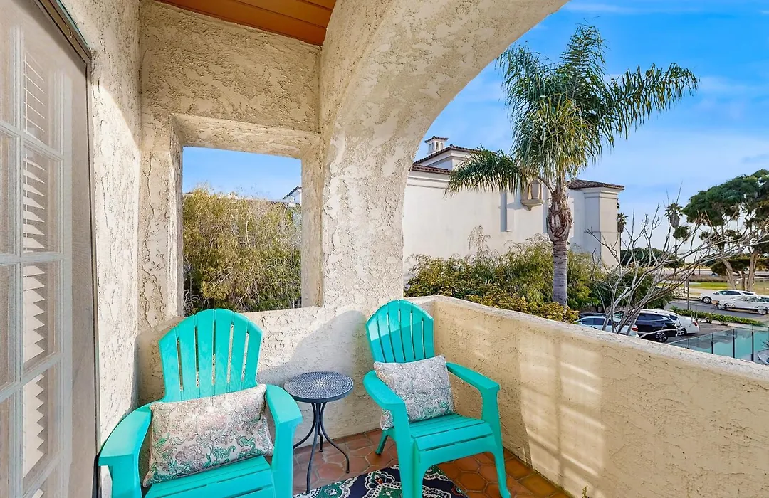 Sunny'S Santa Barbara Beach House-1