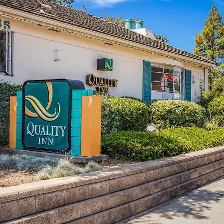 Quality Inn-3