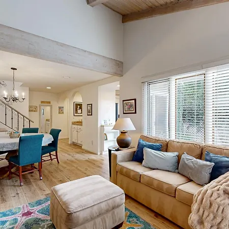 Sunny'S Santa Barbara Beach House-2