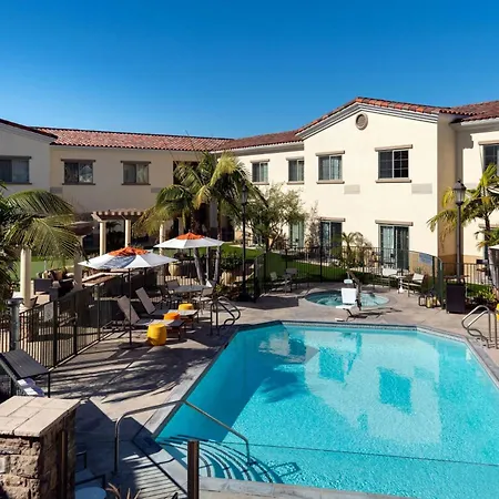Courtyard By Marriott Santa Barbara Goleta-3